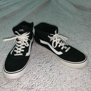 black hightop vans!